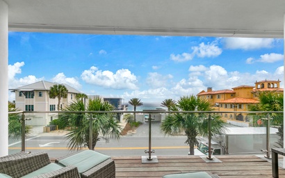 The Viridian 202 on 30A 2