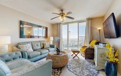 Pelican Beach Terrace 905