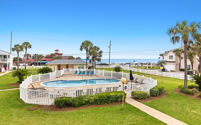 Tradewinds Condominium #25 2