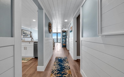 Edgewater Tower 3-412 7