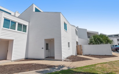 Shoreline Towers Townhouse 4-3 3