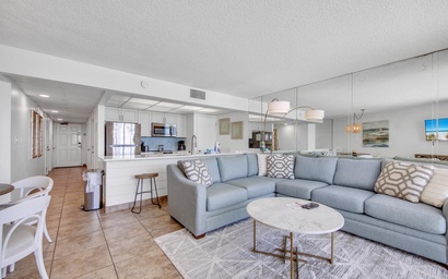 Edgewater Tower 2-805 7