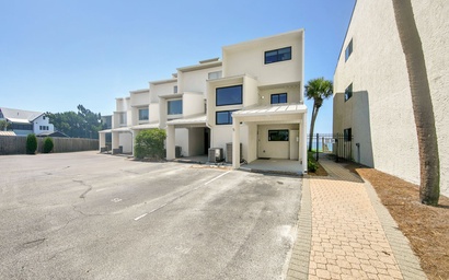 Blue Mountain Beach Villas 5A 5