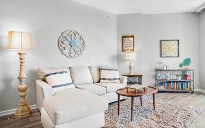 Palms Resort #1406 Jr 2BR 8