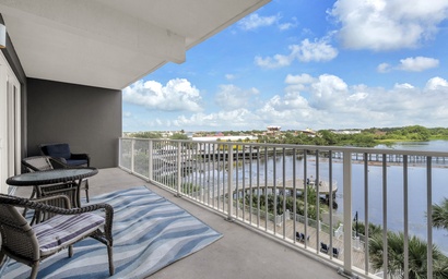 Laketown Wharf 329 6