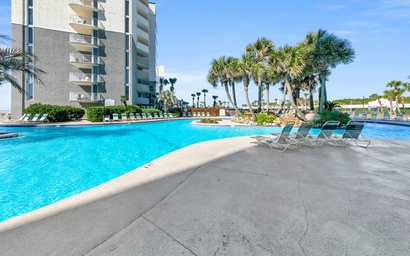 Long Beach Resort 1-1300E 4