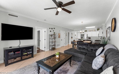 Twin Palms 2204 8