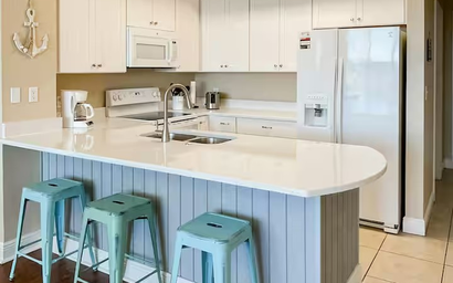 Celadon 1505 - Turquoise Oasis 6