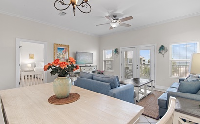 Pavilion Palms 205B 8