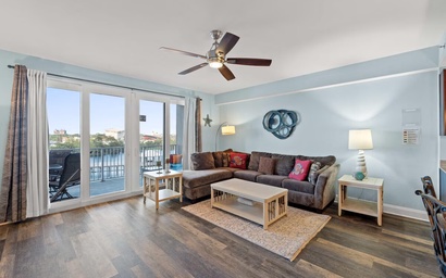 Laketown Wharf 316