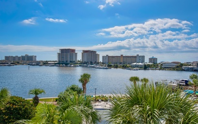 Dolphin Point #406C 7