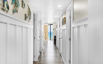 Edgewater Tower 1-412 8