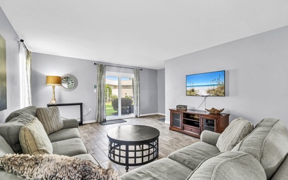 Summerhouse Townhomes #6- Blue Pearl