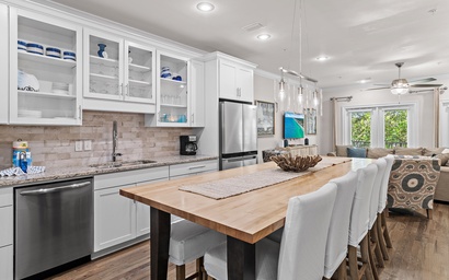Driftwood Townhomes #3- Liv Salty 8
