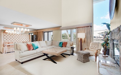 Shoreline Towers Townhouse 4-1