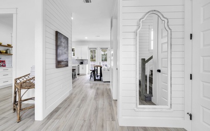 Seapointe Serenity 8