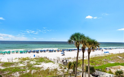 Emerald Towers 305 3