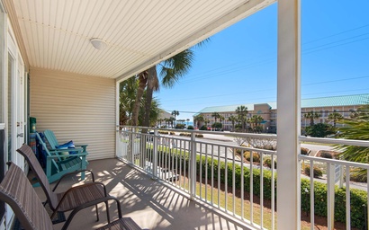 Grand Caribbean West 215 8