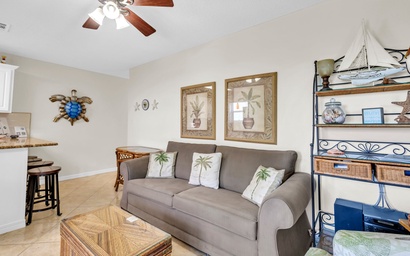 Beachside Villas 613 6