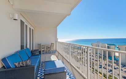 Laketown Wharf 1626 8