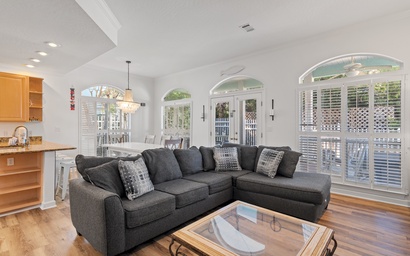 Ocean Breeze Cottage 7