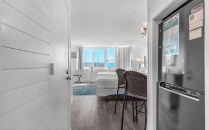 Top of the Gulf 807 7