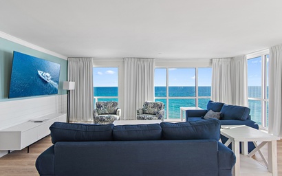 Shoreline Towers 1081 8