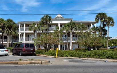 Grand Caribbean East 105 6