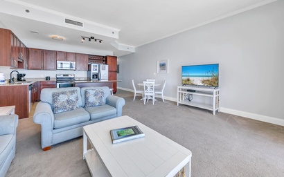 Laketown Wharf 2013 8