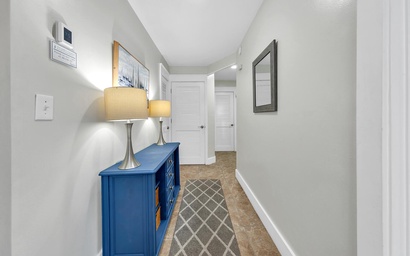 Relax Awhile - Carriage House 8