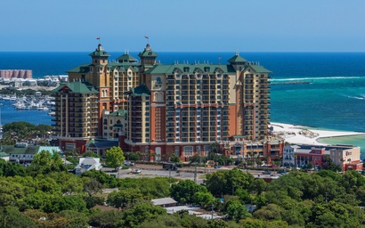 Emerald Grande W222- Rexford's BEACH Retreat 4