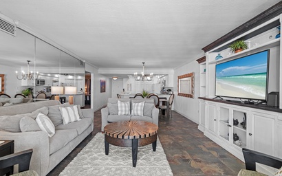 Shoreline Towers 1113 8