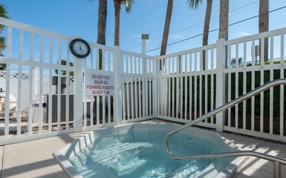 Grand Caribbean West 215 5