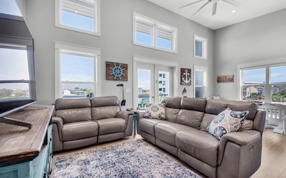 Pelican at Sound Side 3