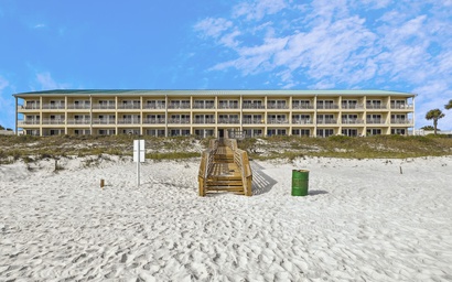Crystal Sands 215A- Saltwater Daze 3