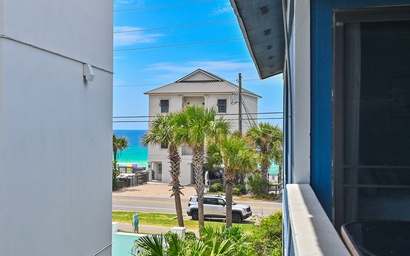 Lakeview #9 - Paradise By The Gulf