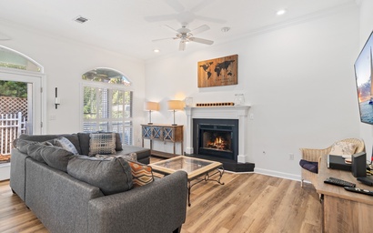 Ocean Breeze Cottage 8