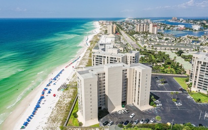 Shoreline Towers 1114 5