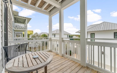 *Southern Seaside Carriage House 2
