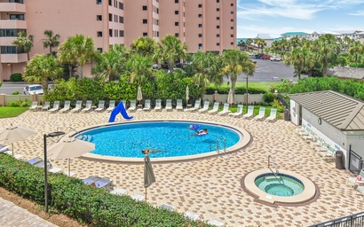 The Islander 314 Dolphin Cove 3