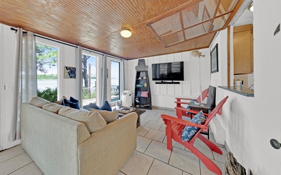 Sealake Cottage