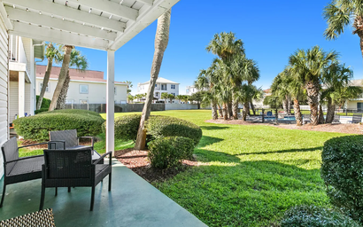 Summerhouse Townhomes #6- Blue Pearl