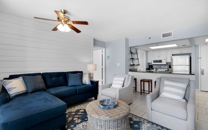 Long Beach Resort 1-402 8