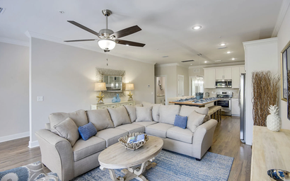 Driftwood Townhomes #3- Liv Salty 4