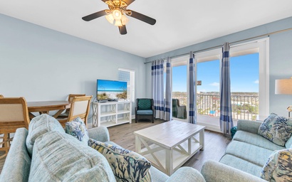 Laketown Wharf 838