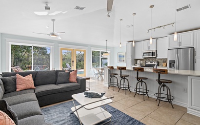 Captain Green's Seaside Retreat 7