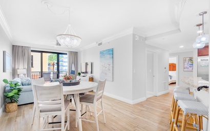 Emerald Grande W222- Rexford's BEACH Retreat 7