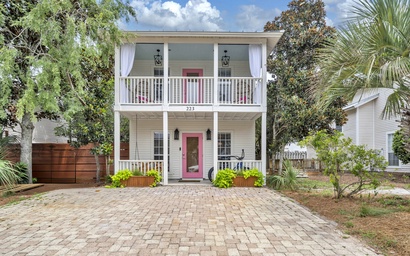 Milo's Beach Bungalow