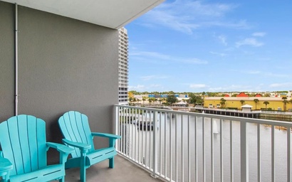 Laketown Wharf 318 5