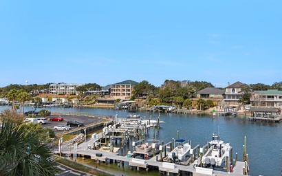 Dolphin Point #401C 3